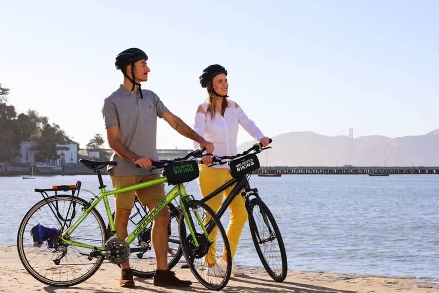 Santa Monica: Bike and eBike Rentals with Map - Following the coast toward Venice Beach