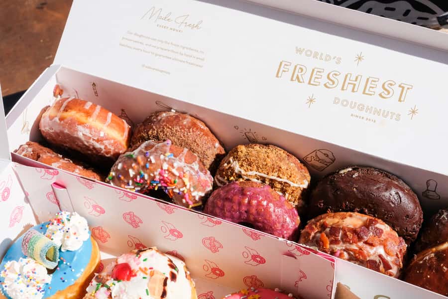 Santa Monica Donut Adventure by Underground Donut Tour - Randy’s Donuts starts with a landmark