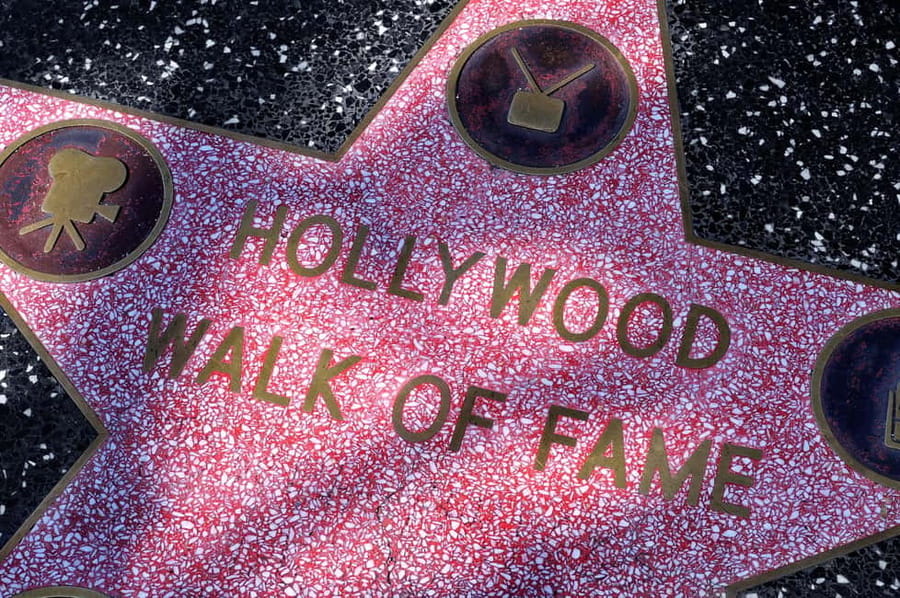 Santa Monica: Hollywood, Beverly Hills & Celebrity Home Tour - What the open-air bus is like