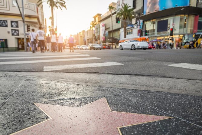 Shared 4 Hours LA Afternoon Tour With Hollywood Sign and Star Homes - A four-hour snapshot of Hollywood and Beverly Hills