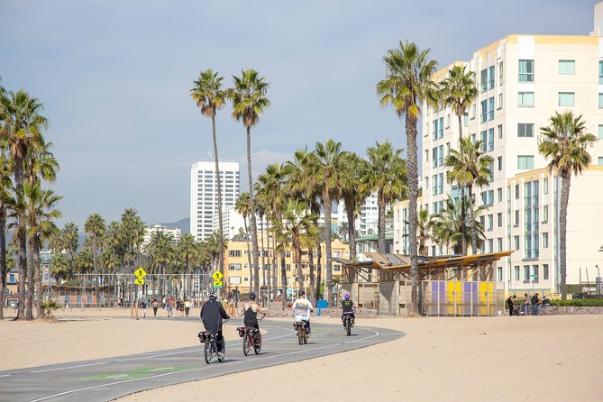 Small-Group Electric Bike Tour of Santa Monica and Venice - Practical details that can save you a headache