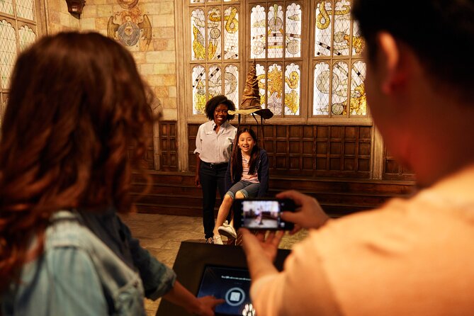 Warner Bros. Studio Tour Hollywood - Sets that bring familiar shows close
